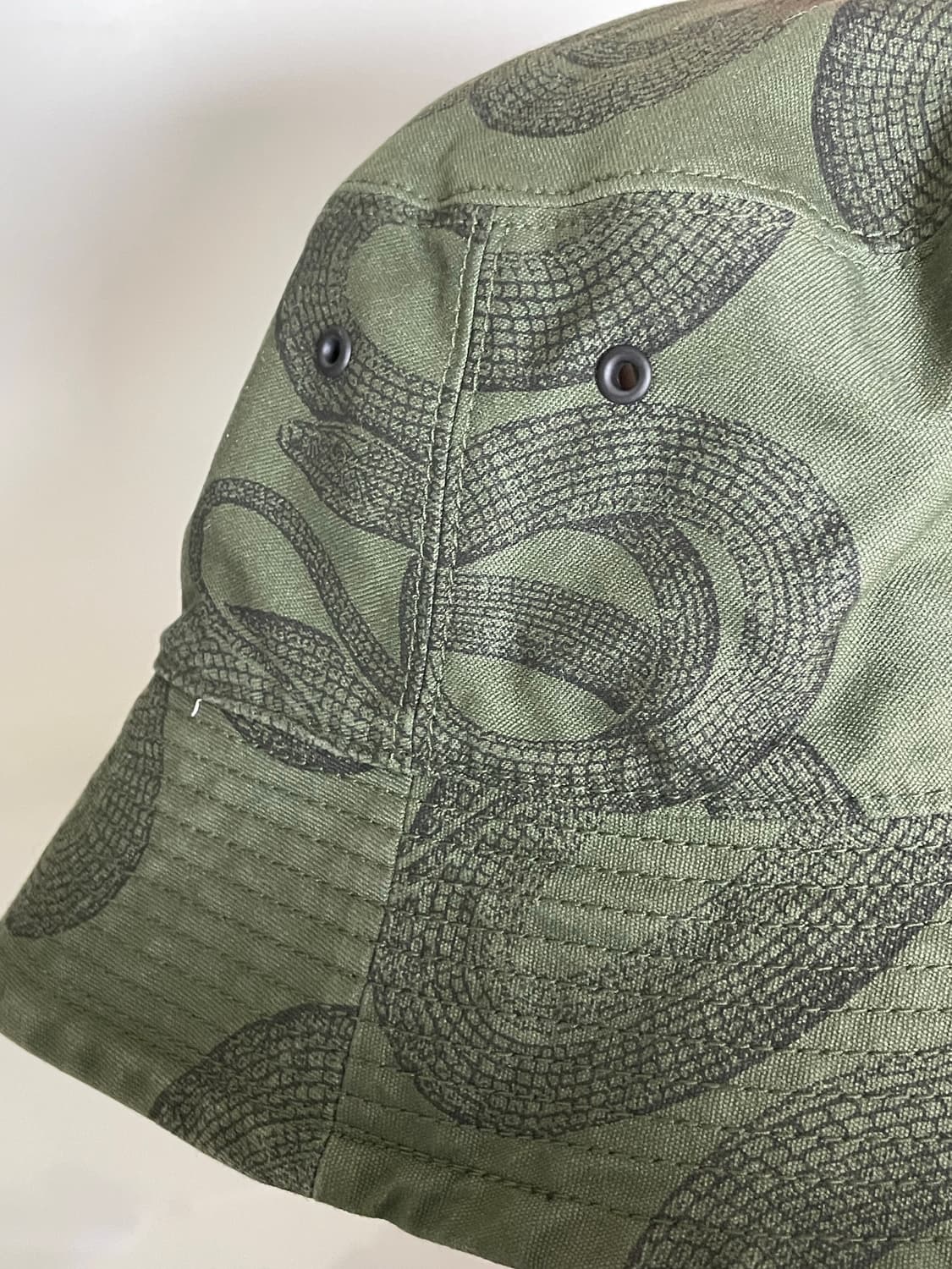 히스테릭 글래머 스네이크 패턴 버킷햇 상품이미지3