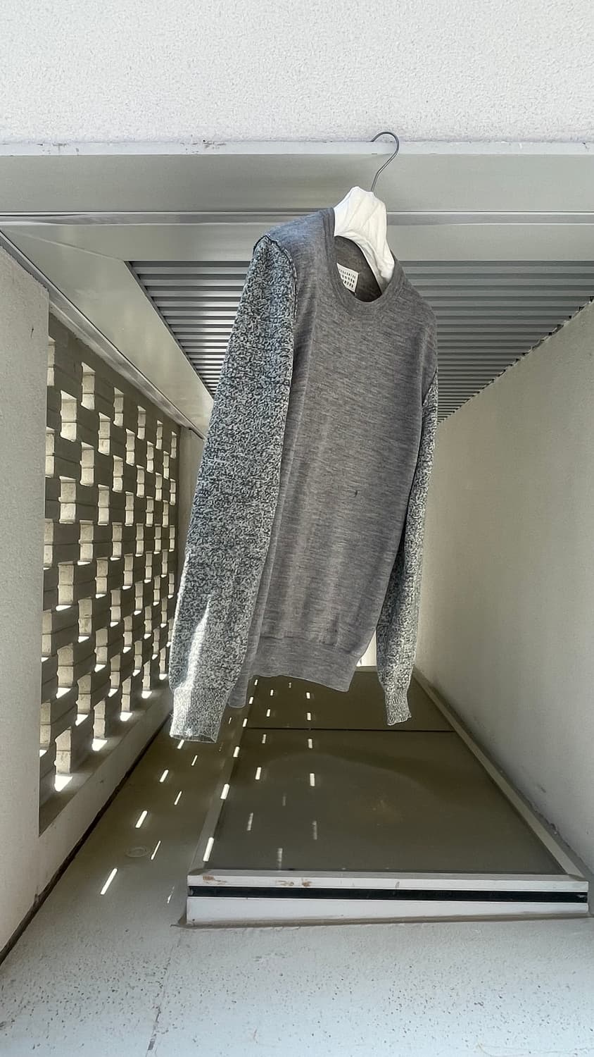 [MAISON MARGIELA]Bi-Material Knit (Grey) 상품이미지2