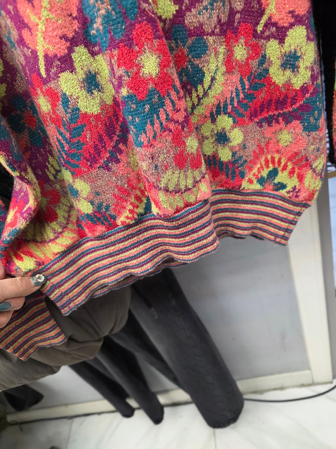 미쏘니 빈티지 플라워 니트 상품이미지5