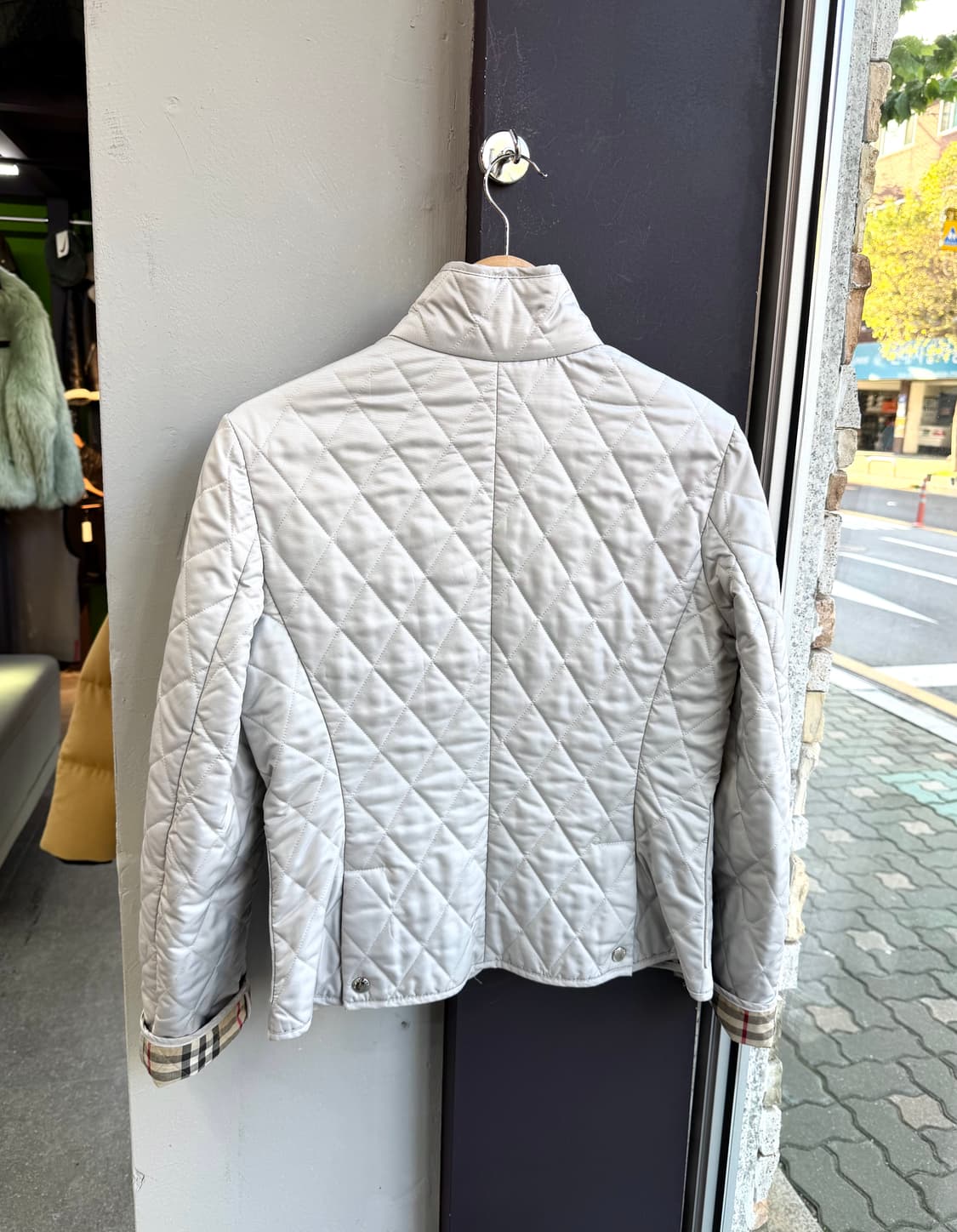 S/ 버버리 퀄팅 경량 패딩집업 자켓 상품이미지7