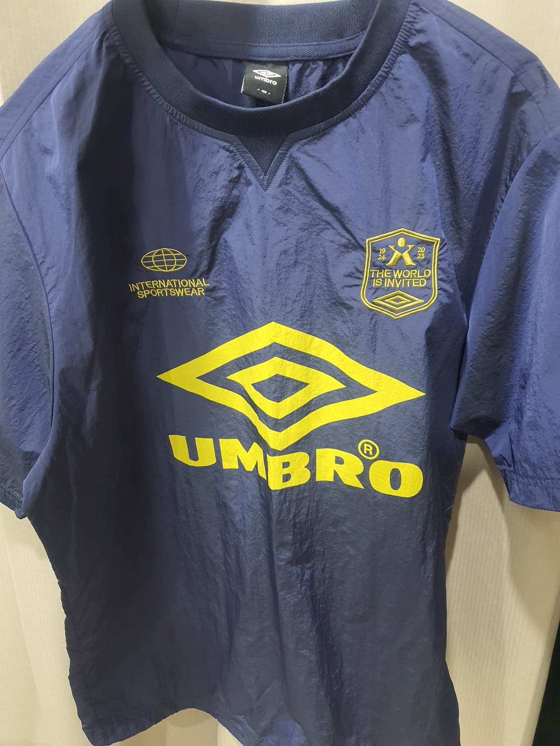 엄브로 컴팩트레코드바 반팔 바람막이 상품이미지3