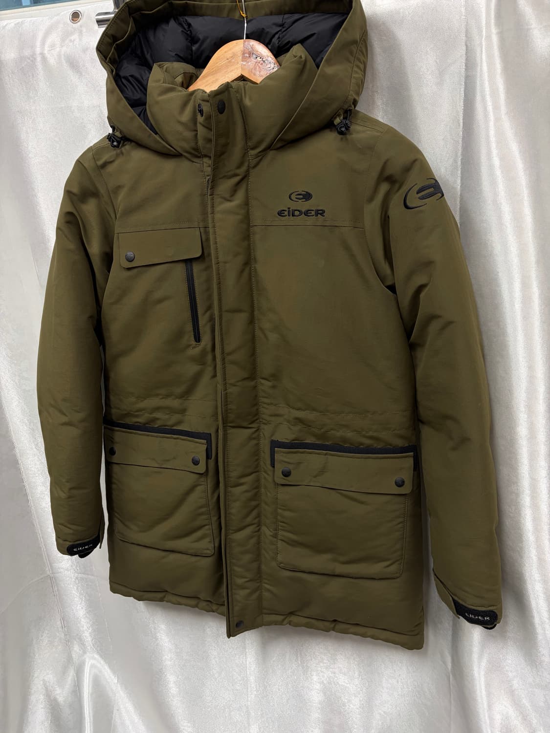 아이더 오리털 여성 패딩 사이즈90  상품이미지2