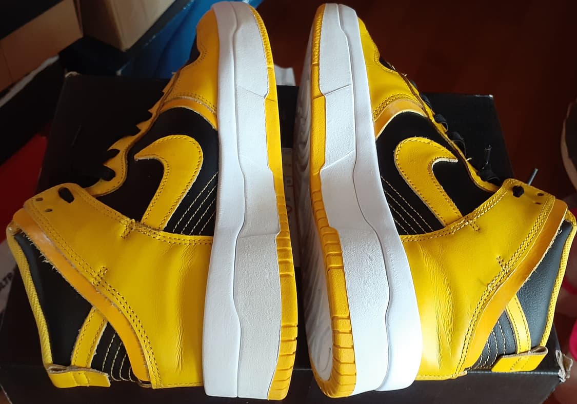 나이키 덩크 하이 업 블랙 엔 바시티 메이즈 240 상품이미지6