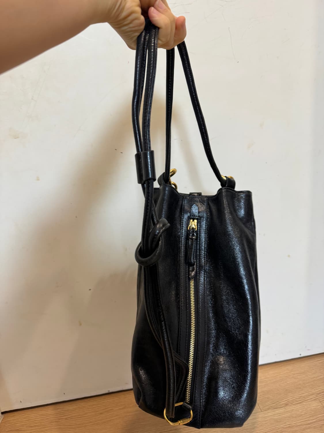 아떼 바네사브루노 블랙 숄더백 상품이미지6