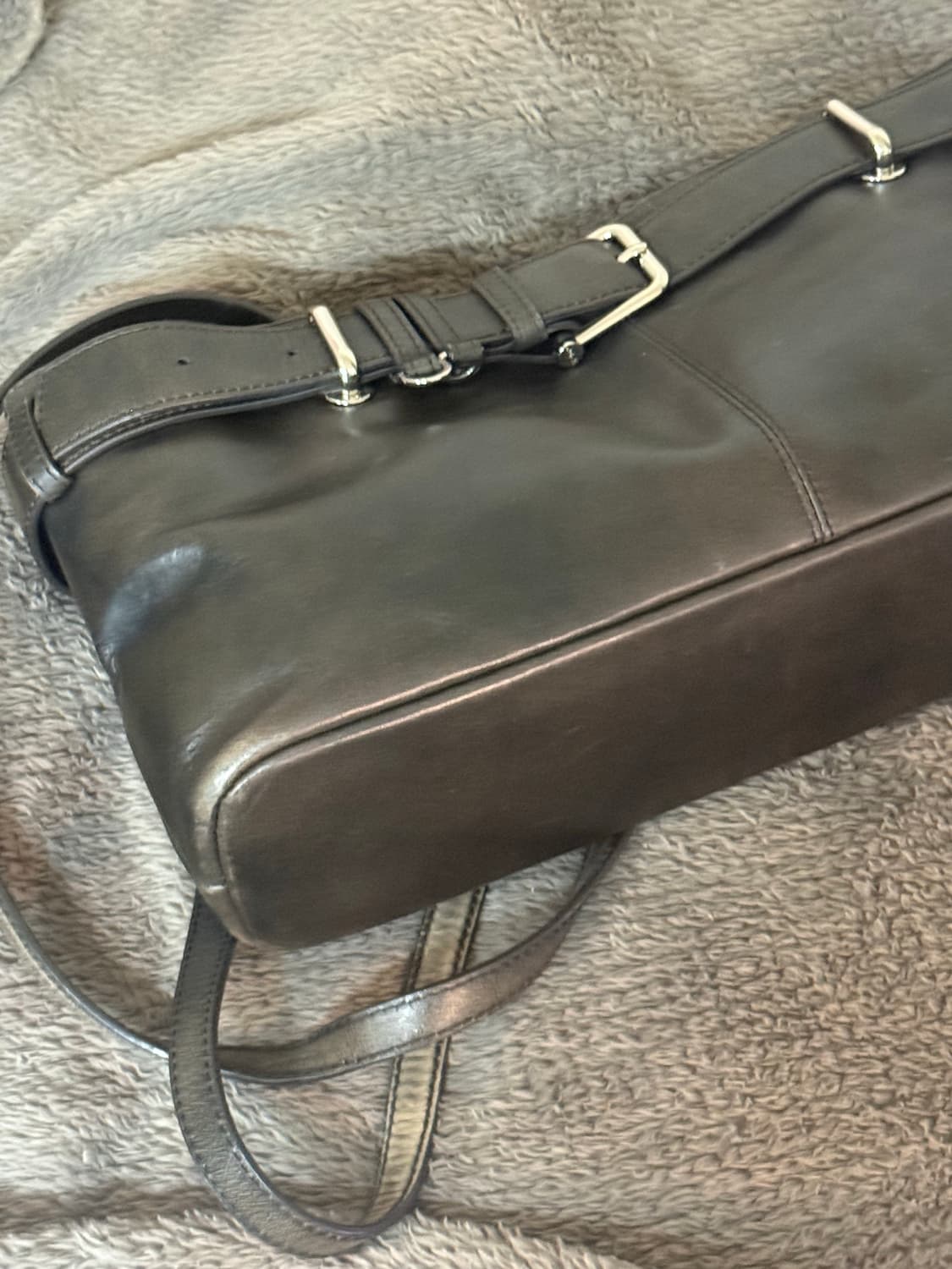 오소이 숄더 브로클 스테인 브라운 상품이미지4