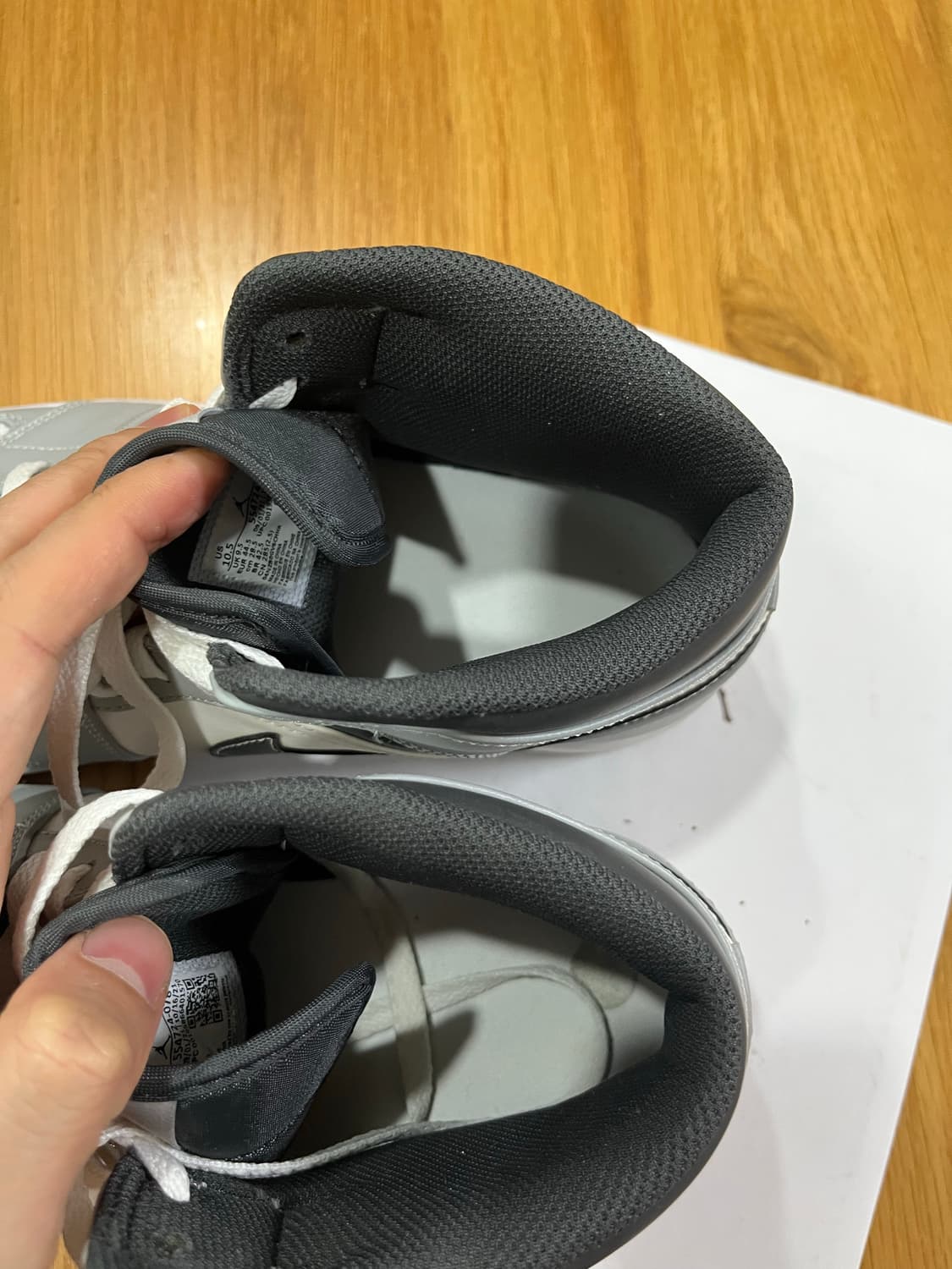 나이키 에어 조던 1 미드 그레이/화이트 Size 285 상품이미지7