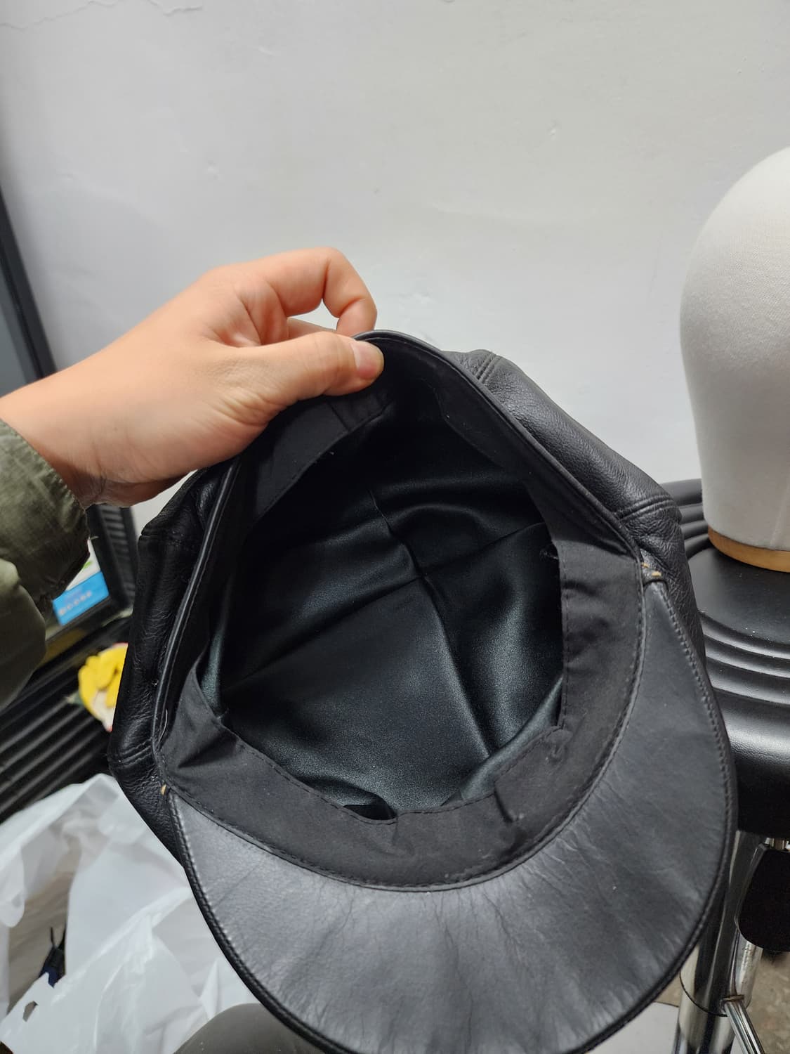 블랙 빈티지 가죽 리얼레더 뉴스보이캡  상품이미지4