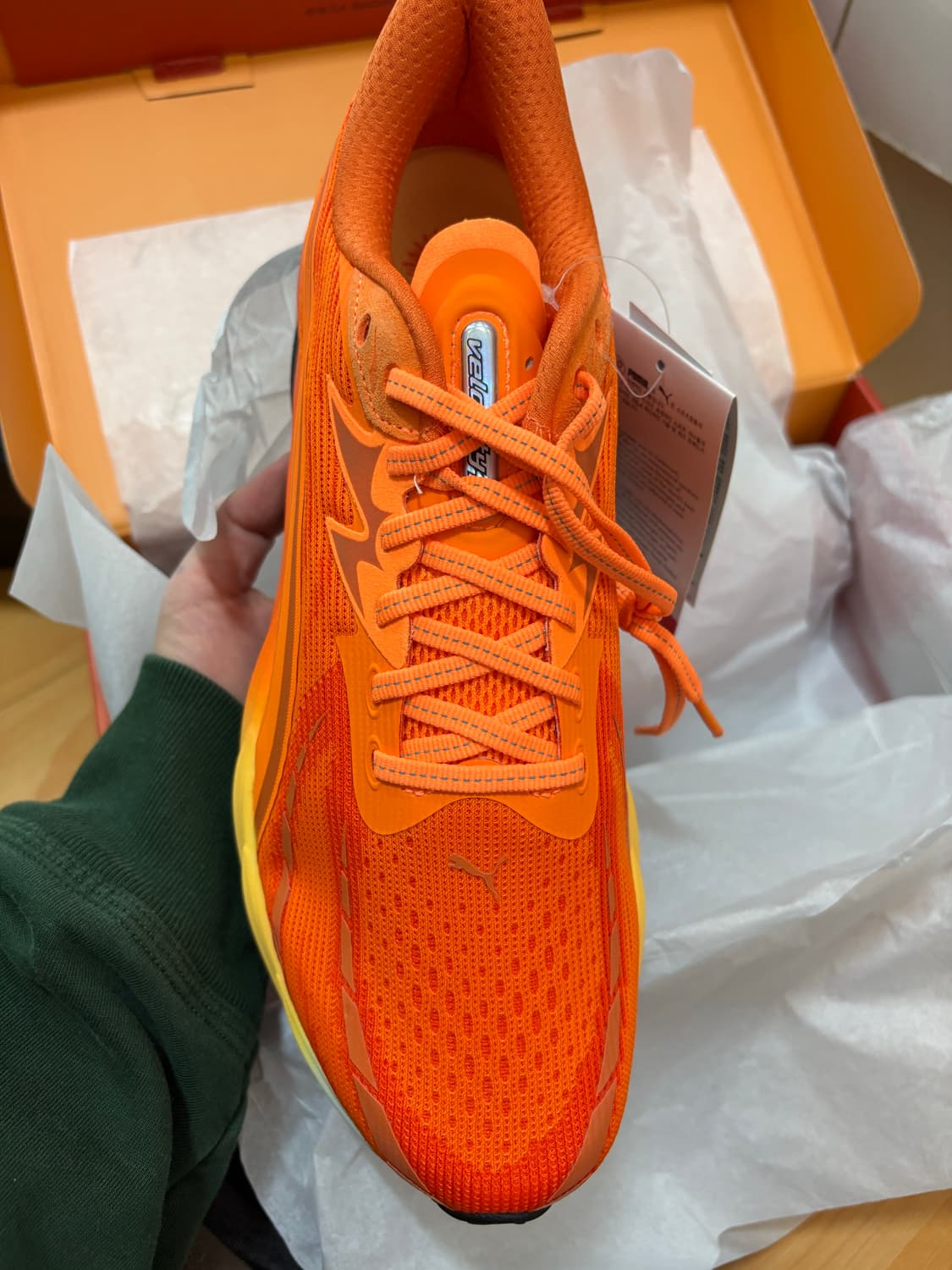 푸마 X 헬로 선라이즈 벨로시티 나이트로 4 상품이미지4