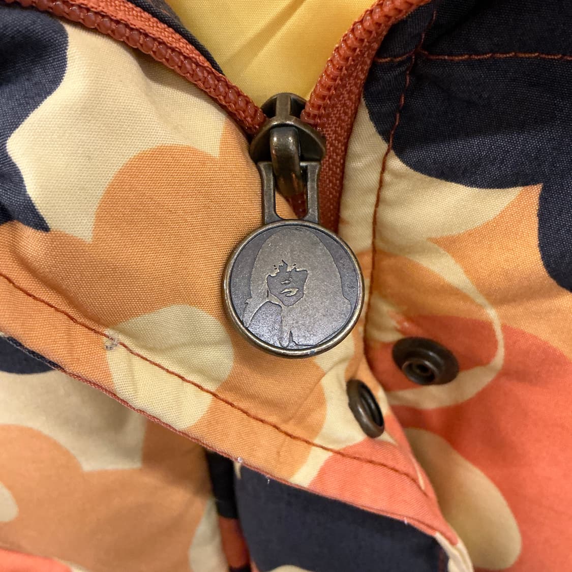 히스테릭 글래머 플라워 다운자켓 상품이미지4