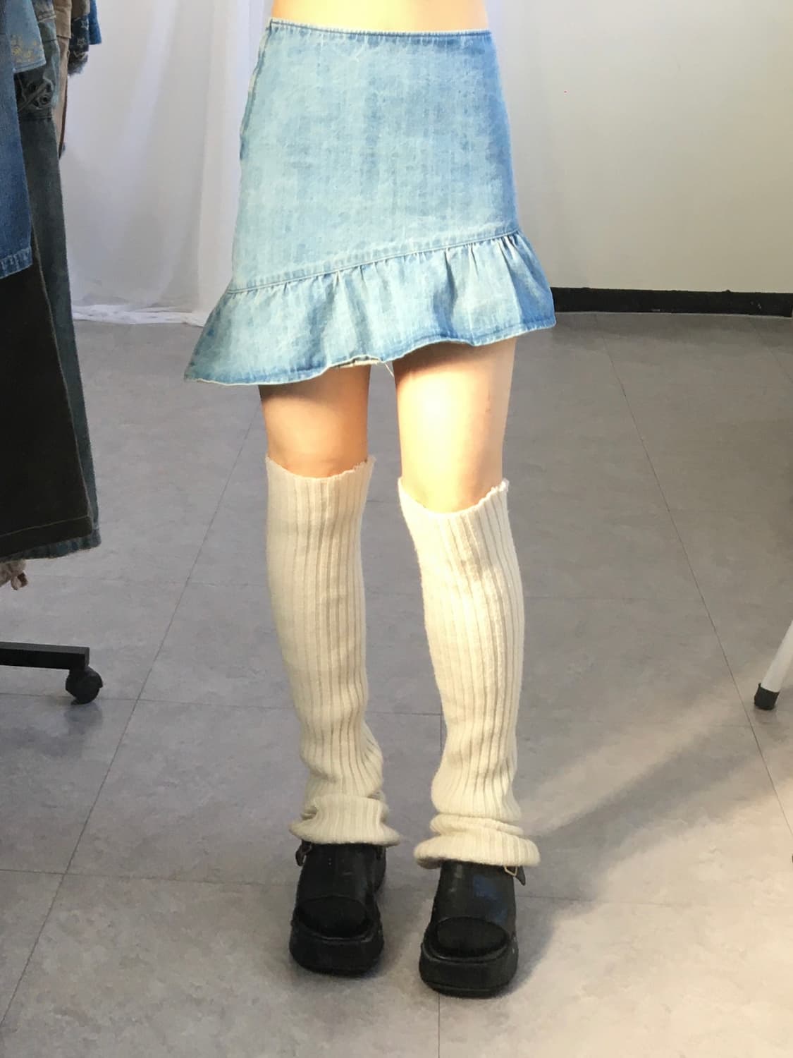 Unbalanced denim skirt 상품이미지1
