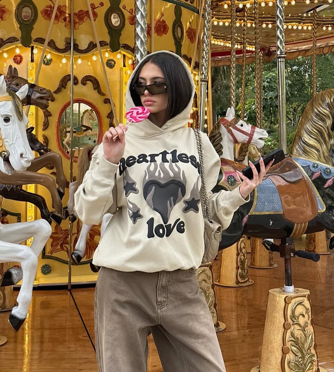 broken planet 후드 상품이미지1