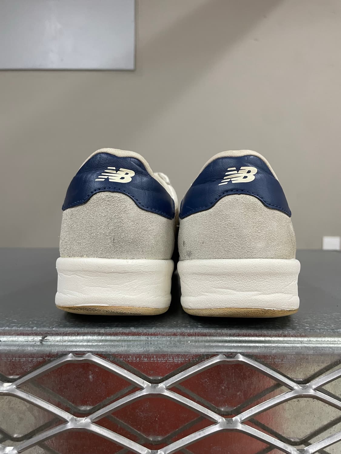 뉴발란스 CRT300 아이보리 네이비 260 상품이미지3