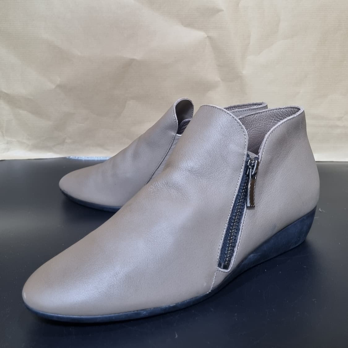 가이거 가죽앵클부츠240 굽4 상품이미지1