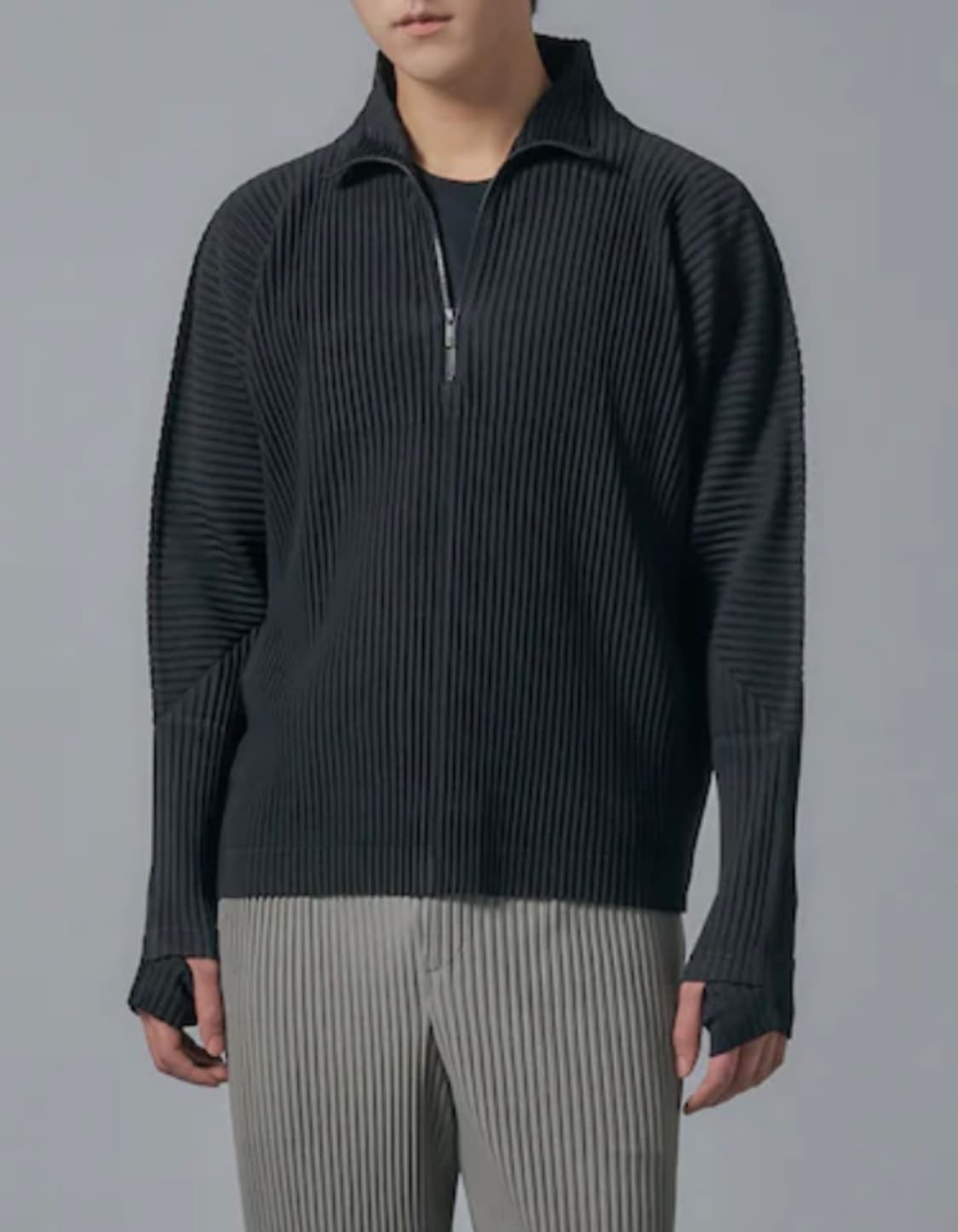 옴므플리세 이세이미야케 먼슬리 하프 집업 블랙 남성 상품이미지3