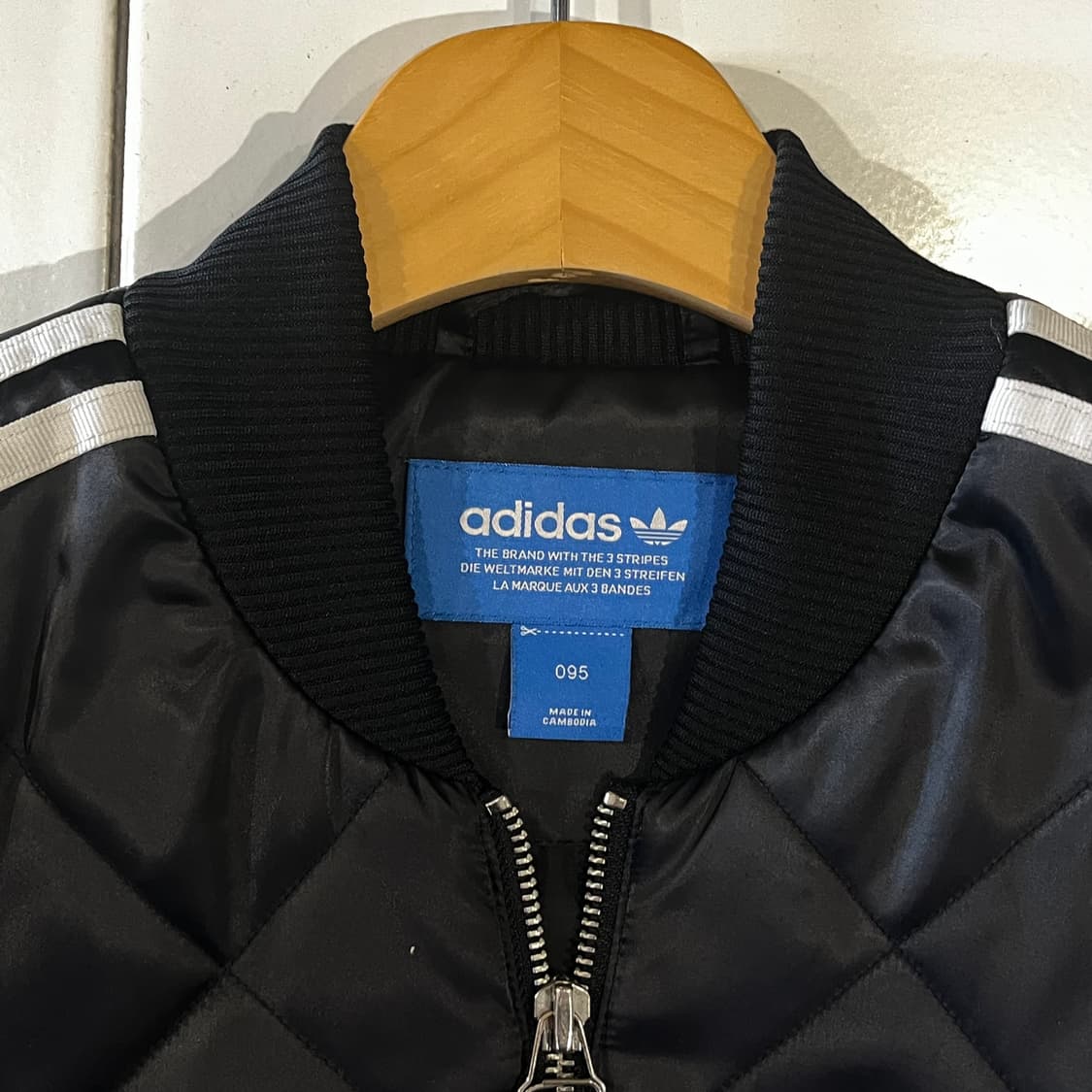 아디다스 슈퍼스타 퀼티드 자켓 블랙 상품이미지6