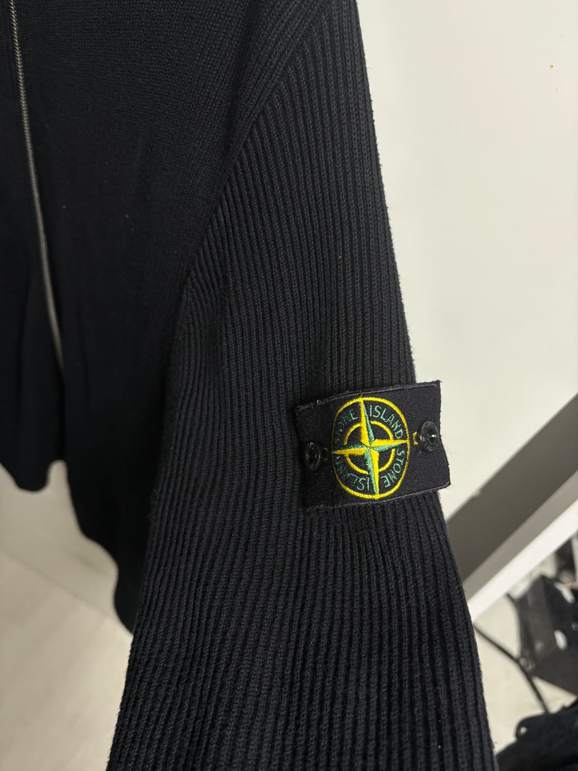 스톤아일랜드 니트집업 XL 상품이미지2