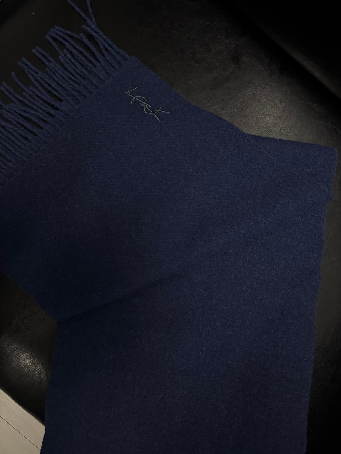 입생로랑 포옴므 퓨어 울 머플러 상품이미지2