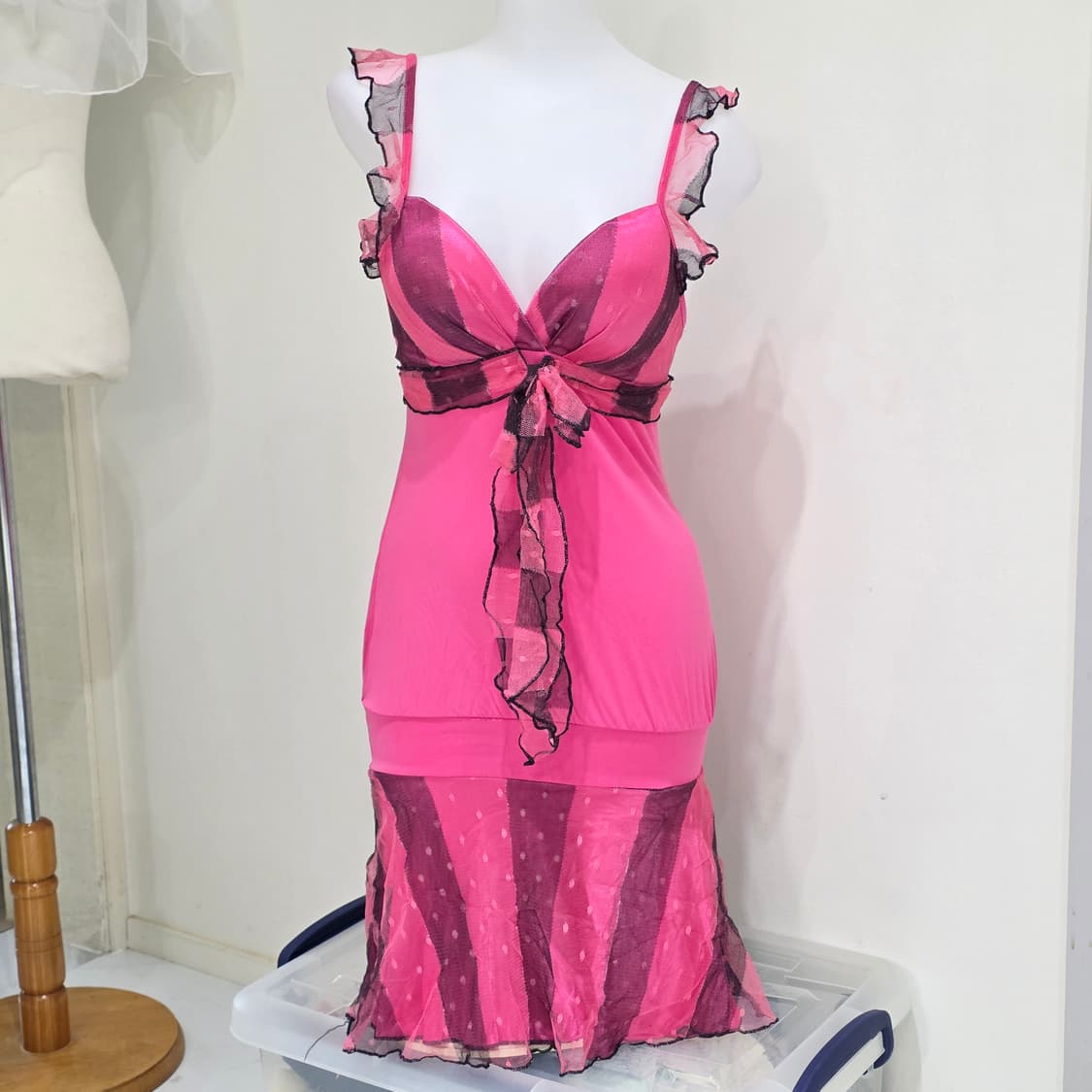 일본빈티지)마즈깔 블랙x핑크 오네갸루st 헤이세이 바비 도트 레이스원피스 상품이미지4