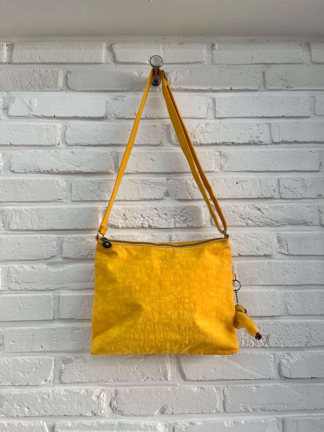 키플링 노란색 가방 (끈길이 조절o) 상품이미지2