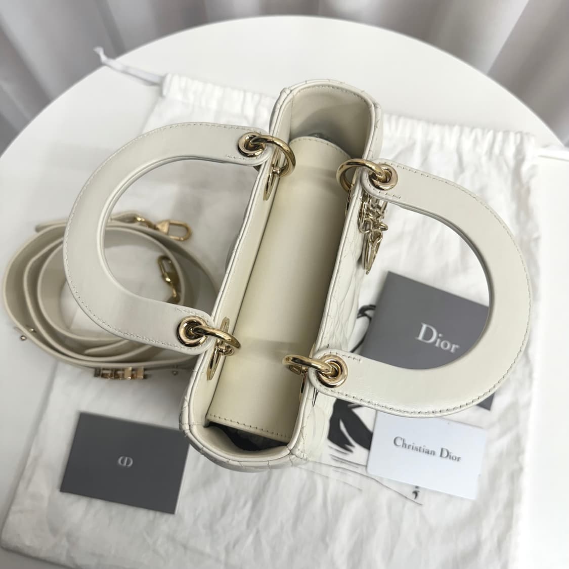 [백화점 / 정품] 디올 레이디백 스몰 ABC 까나쥬 라떼 상품이미지9
