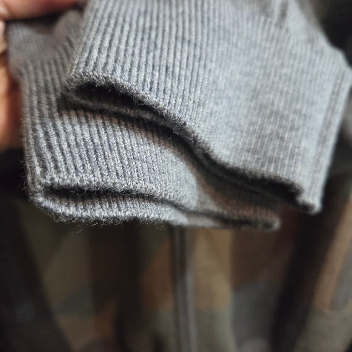 닥스 체크 패턴 울100 니트 집업 상품이미지6