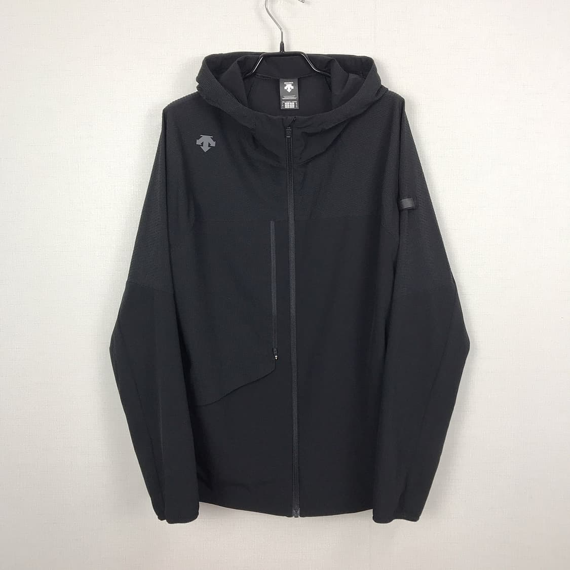 데상트 라이딩 후드형 바람막이 자켓 남성L (100) 상품이미지1