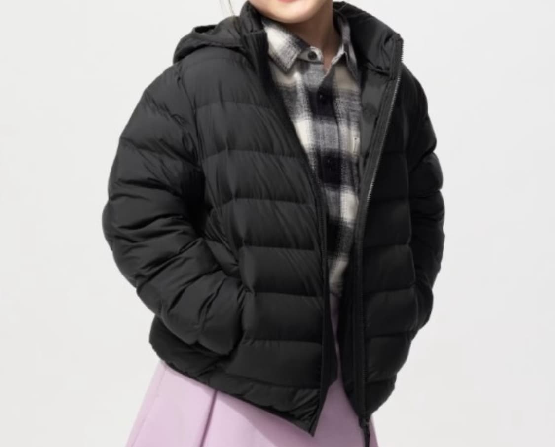 유니클로 키즈 퍼프테크 경량패딩 블랙 사이즈160 상품이미지1