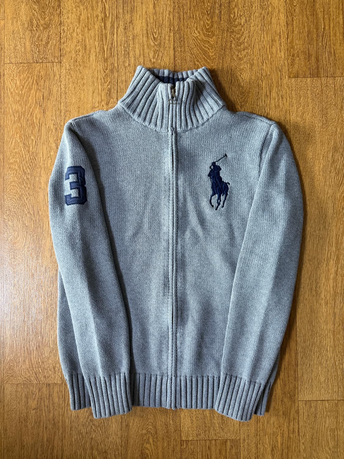 폴로 빅포니 3로고 그레이 니트집업 상품이미지1