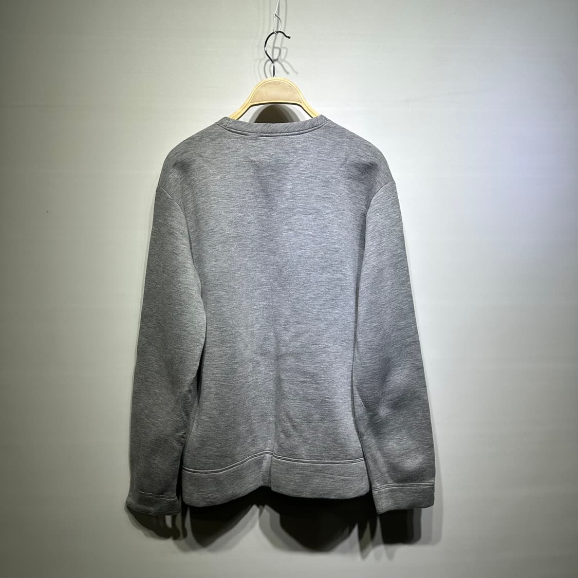 발렌티노 맨투맨 판매합니다 상품이미지5