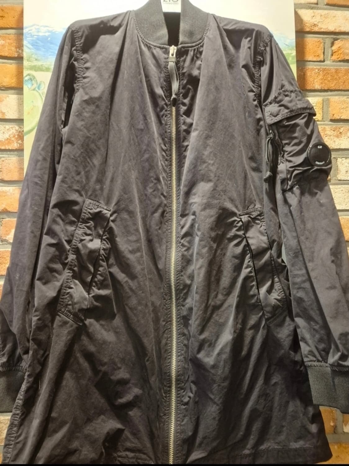 급처 CP컴퍼니 씨피 렌즈와펜 하프 롱 나일론 자켓 105 상품이미지1