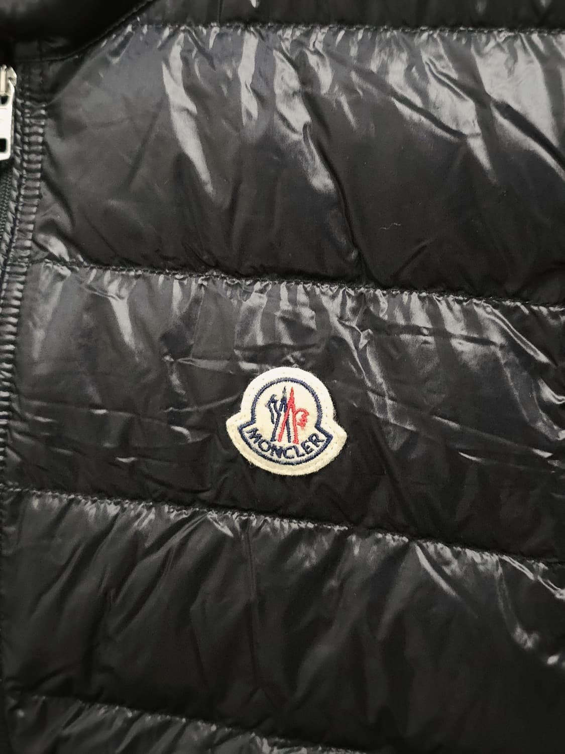 몽클레어 gui 구이 다운 질렛 경량 패딩 조끼 24ss 4(105) 상품이미지4
