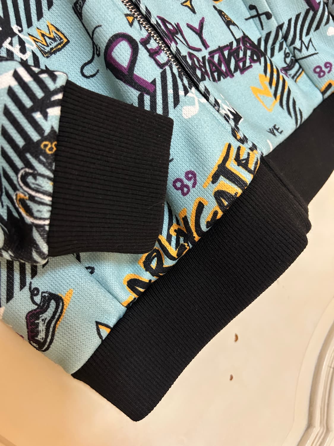 파리게이츠 스웻 집업 상품이미지4