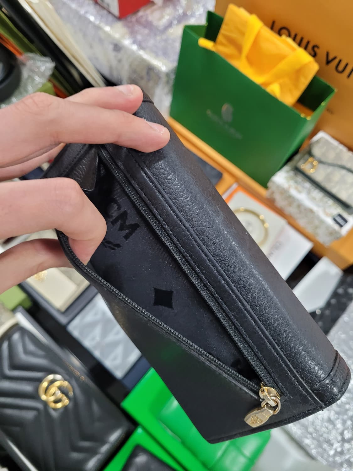 MCM 블랙 장지갑 남여공용 상품이미지8