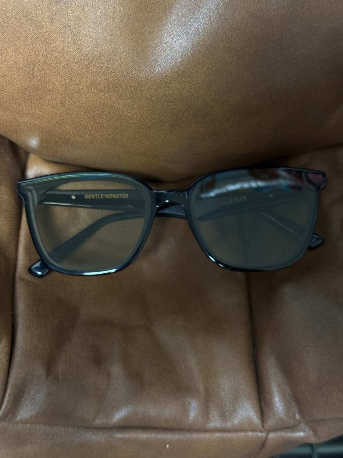 젠틀몬스터 릴리트01 (BR) 상품이미지2