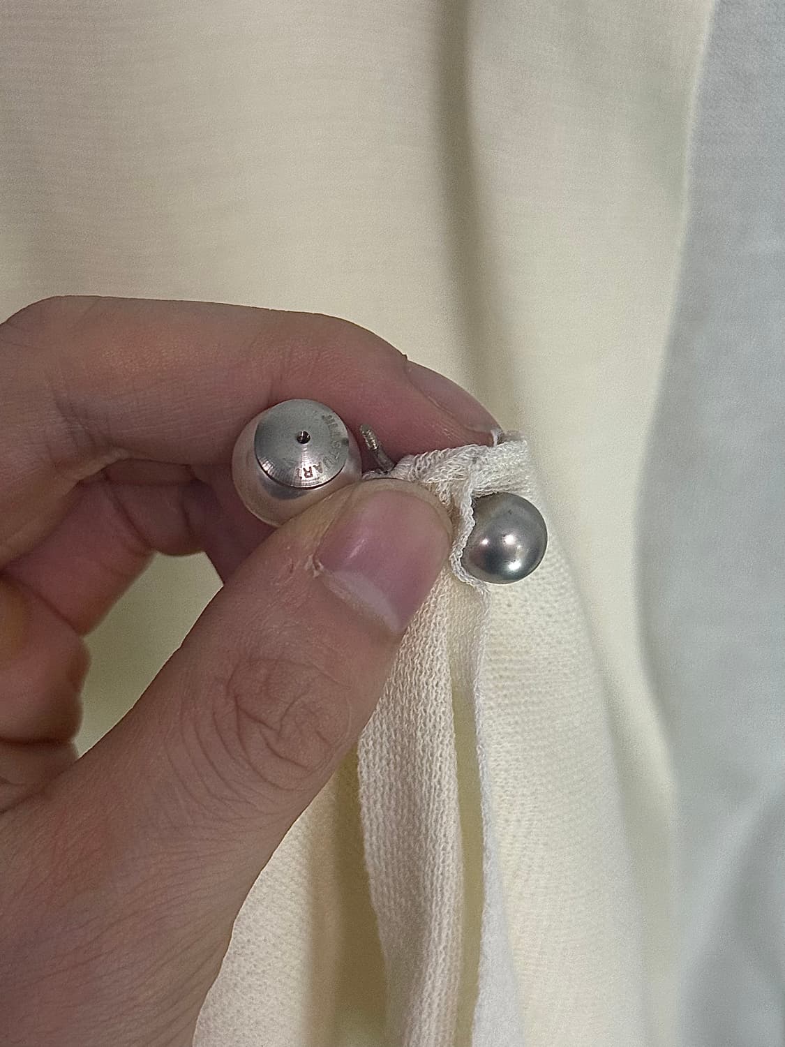 질스튜어트 오픈 가디건 흰색 화이트 진주 소매 트임 디테일 가디건1 상품이미지6
