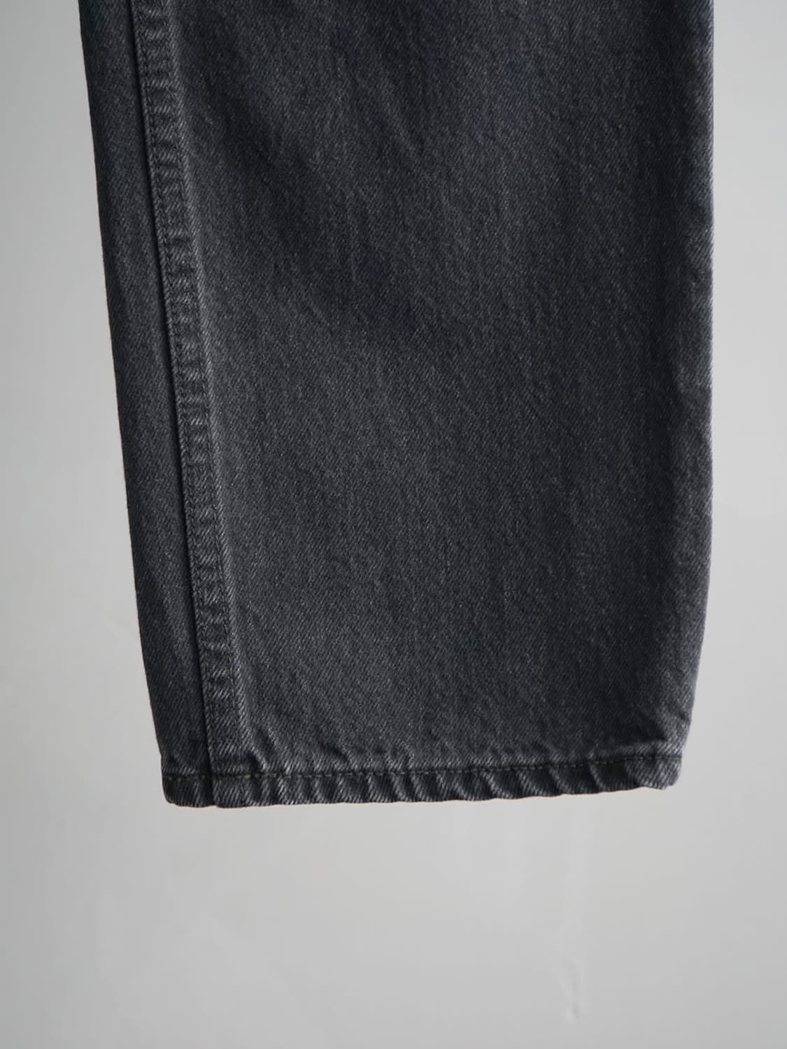 [COMOLI] 25AW 5P 데님 팬츠 (Fade Black) 상품이미지4