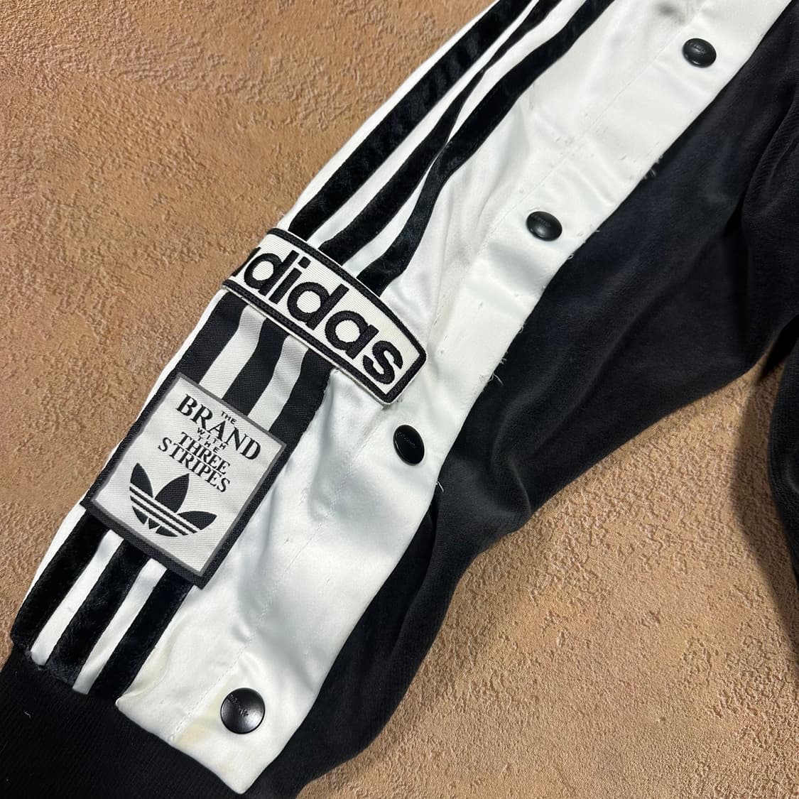 ✨ (바배) 아디다스 벨루어 크롭 후드티  상품이미지6