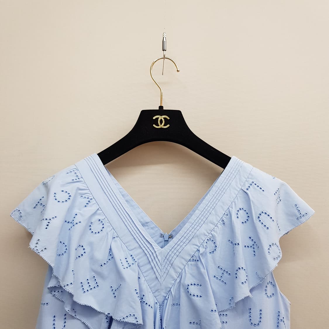 럭키슈에뜨 LUCKY CHOUETTE  프릴 민소매 원피스 36사이즈 상품이미지3