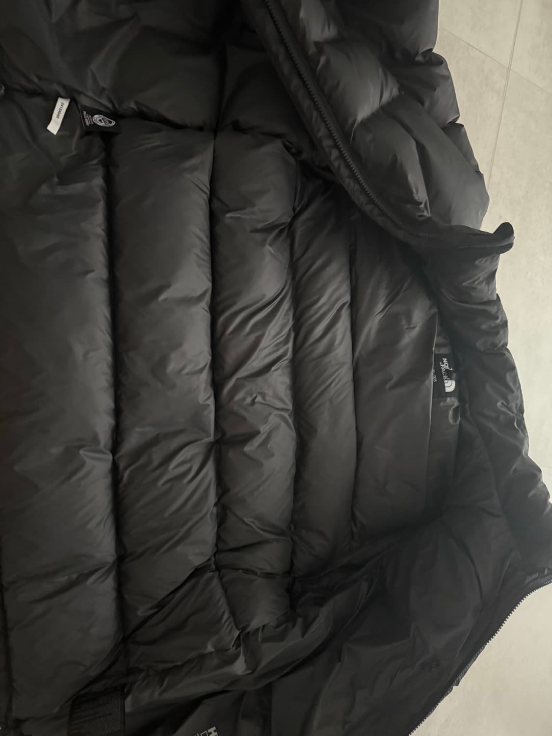 노스페이스 1992 패딩 xl 상품이미지4