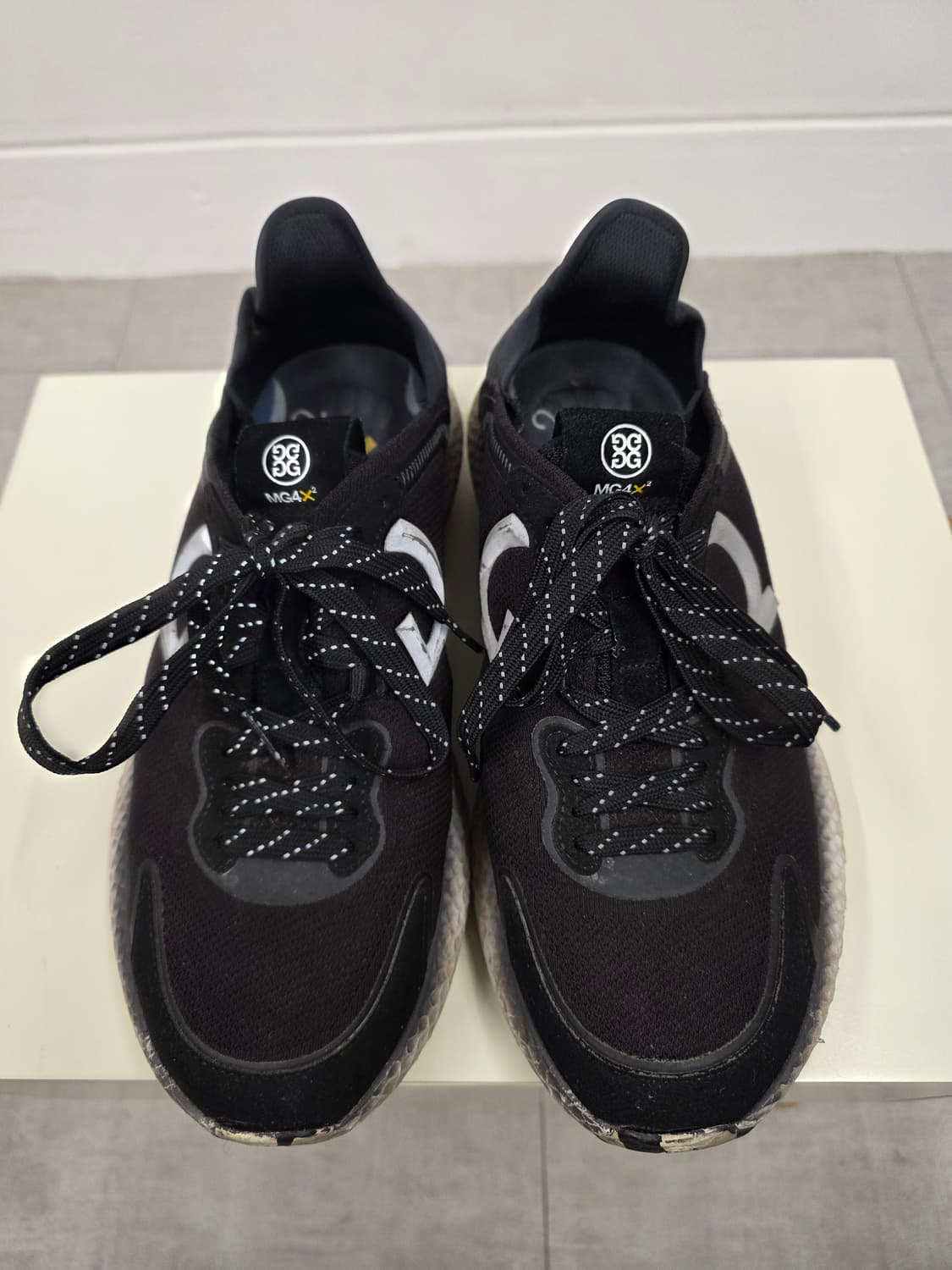 지포어 크로스 스파이크리스 골프화.   
싸이즈 265
 상품이미지1