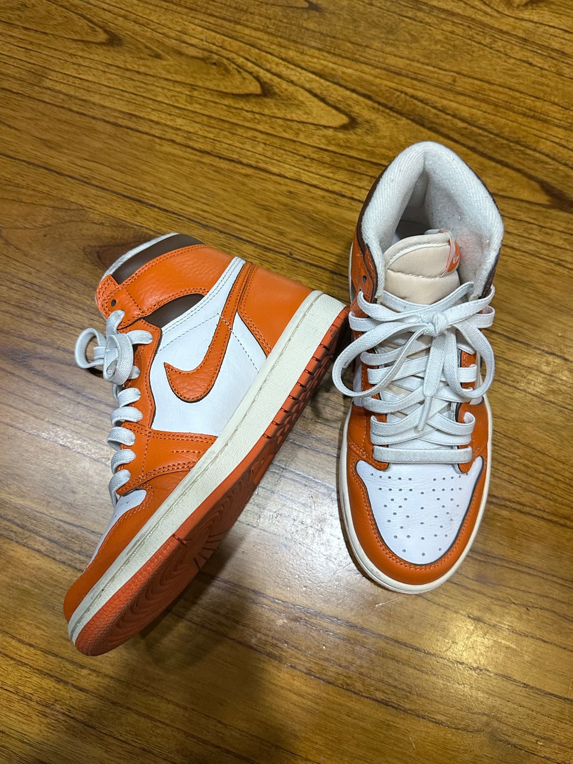 나이키 조던 1 레트로 하이 OG 상품이미지1