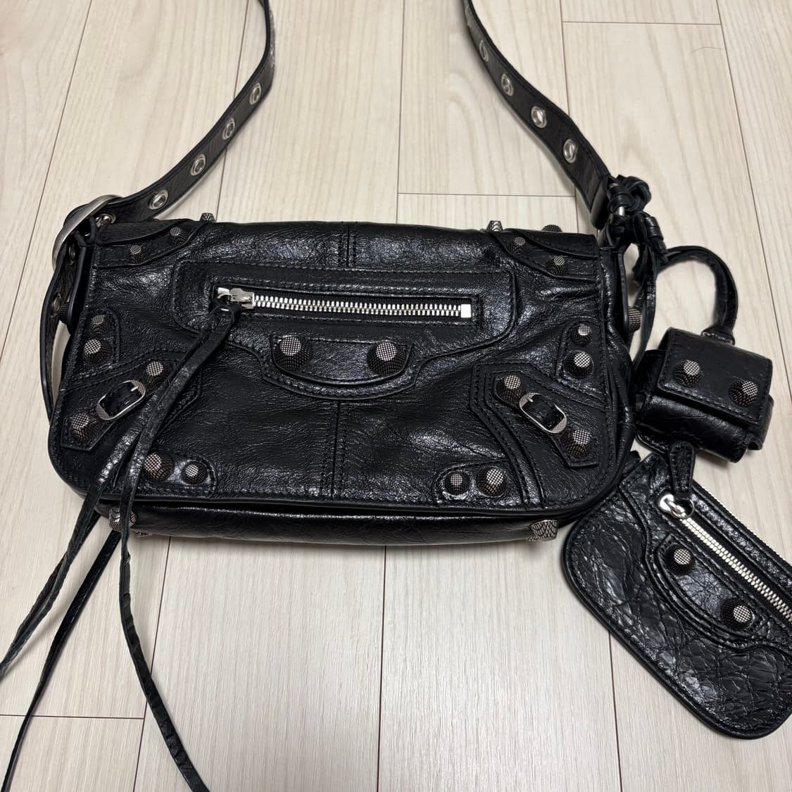 발렌시아가 르카골 플랩백 xs 상품이미지2