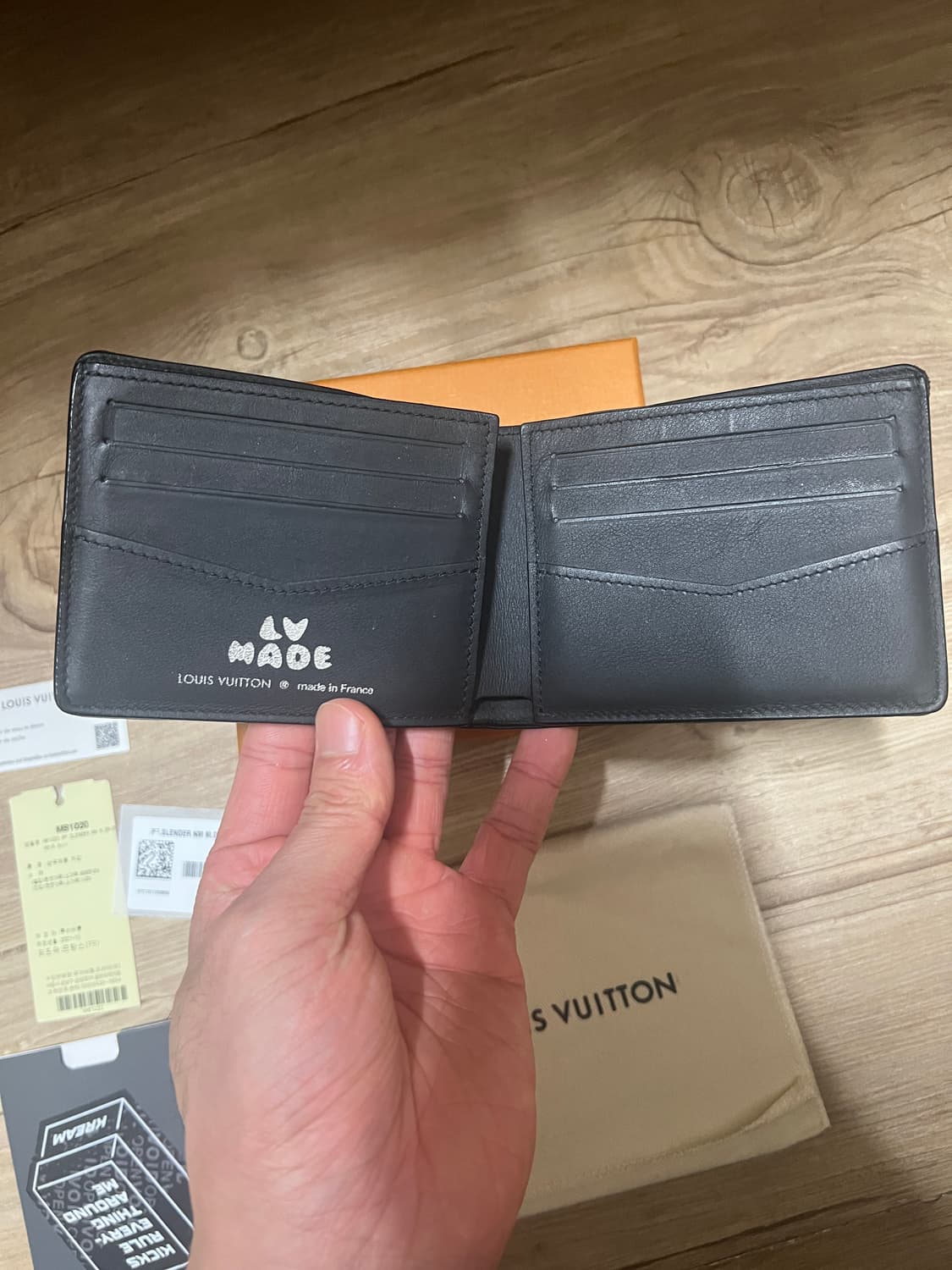 루이비통 x 니고 슬렌더 월렛 반지갑 상품이미지8