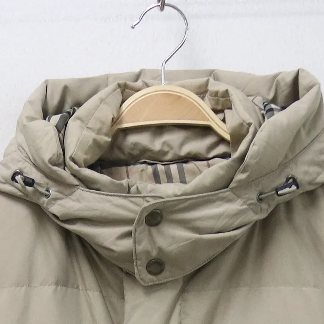 버버리 런던 후드 다운 패딩 61478 상품이미지3