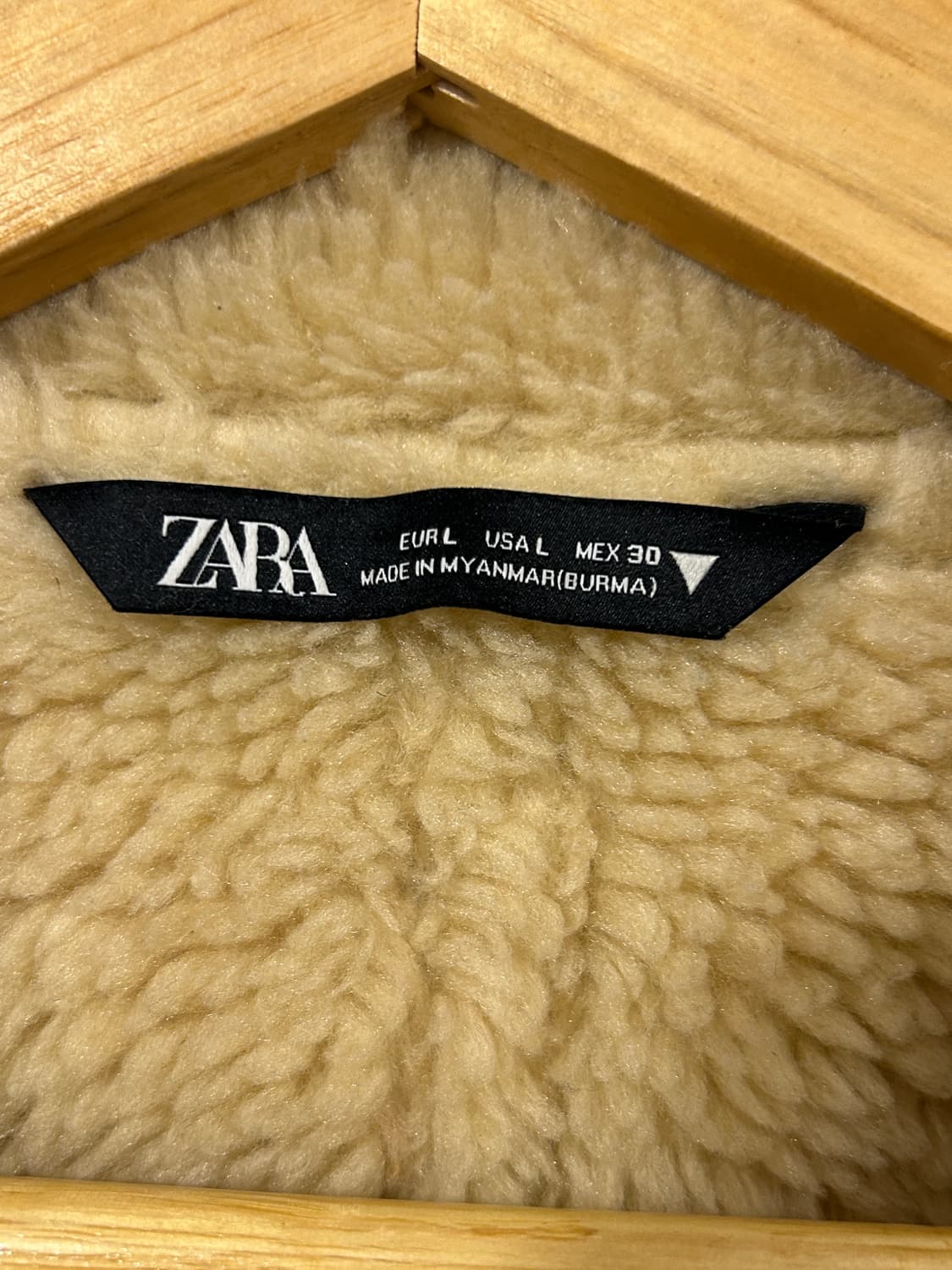 자라 무스탕 상품이미지4