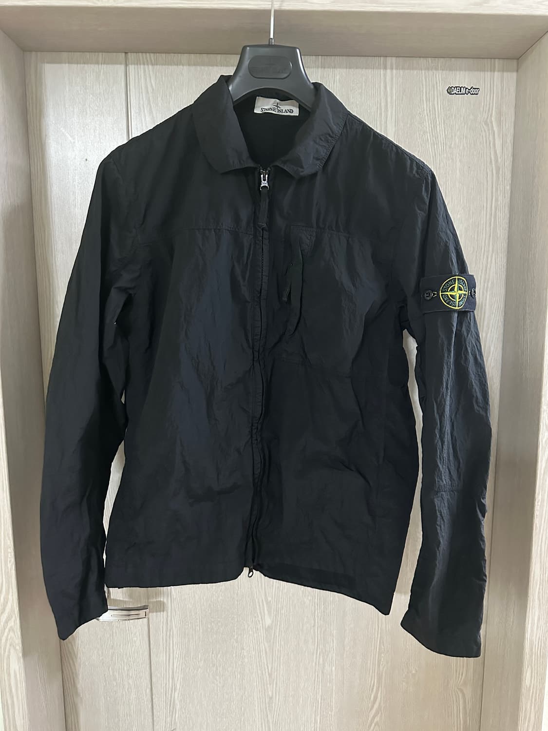 스톤아일랜드 24FW 나일론 메탈 오버셔츠 바람막이 M 상품이미지2