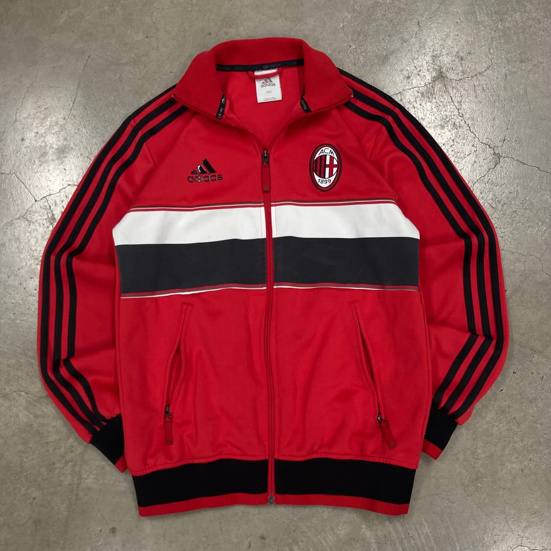 아디다스 레드 컬러 AC밀란 로고 트랙탑 져지 상품이미지1