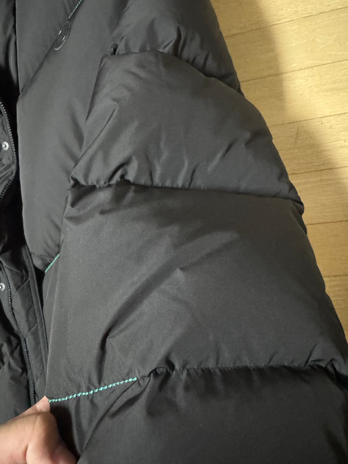 자라 아더에러 패딩 팝니다 상품이미지3