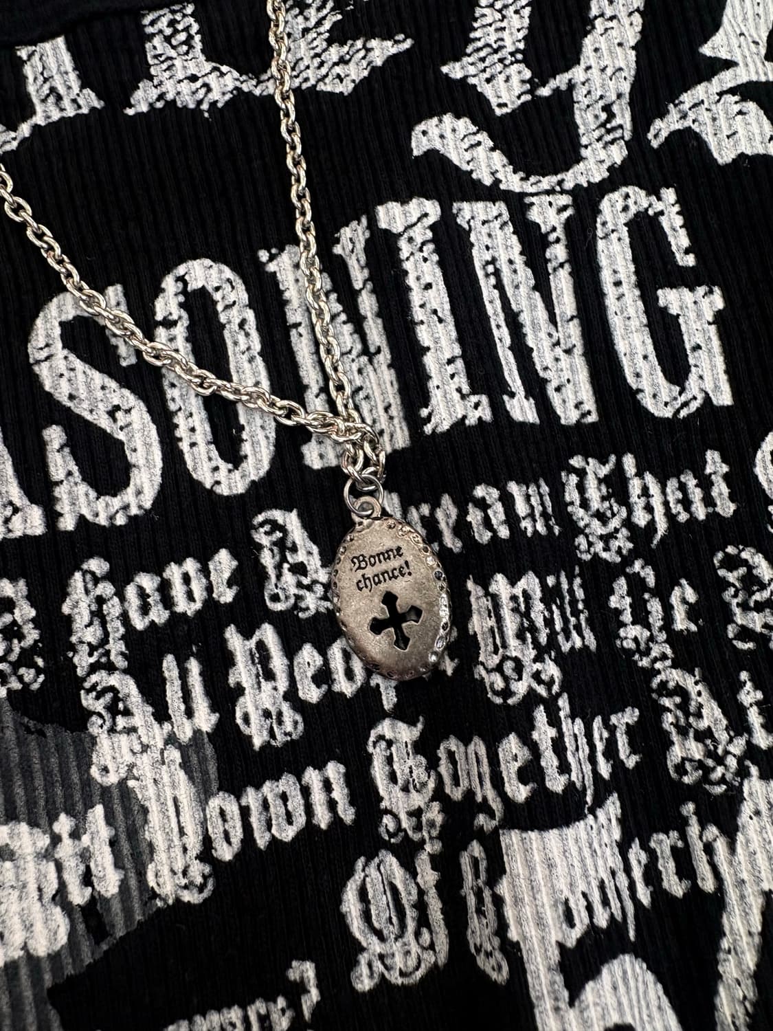 체인 레터링 롱슬리브 상품이미지3