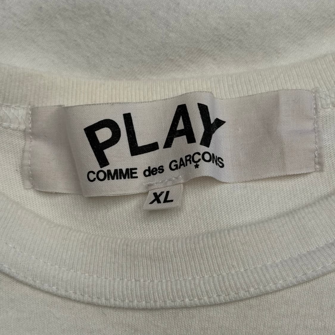 XL 꼼데가르송 레드 하트 와펜 화이트 반팔티 상품이미지4